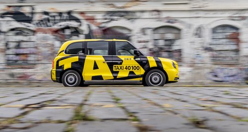 Taxi40100